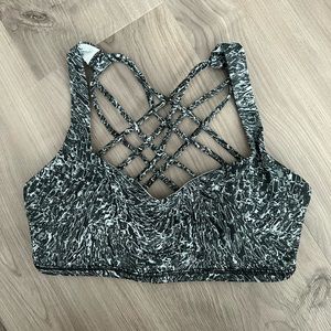 Lululemon Free to Be Wild Bra- Rhino Grey